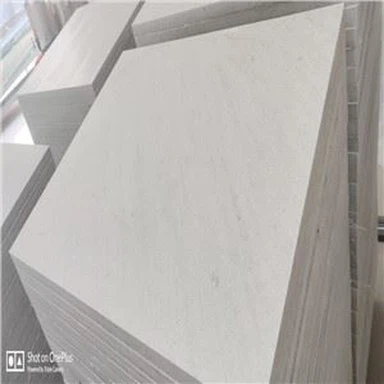 Pelnrušķītes pelēkās marmora flīzes
